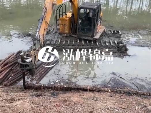 河道木材松木樁怎么選？河道工程用什么規(guī)格松木樁？